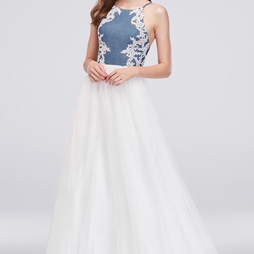 Blondie Nites Embroidered Applique Gown NWT